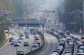 고속도로 정체 조금씩 해소…서울→부산 5시간 10분